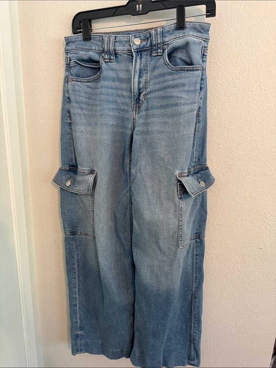 American Eagle Outfitters Denim - American Eagle Outfitters Light Blue Wide-Leg Cargo Jeans